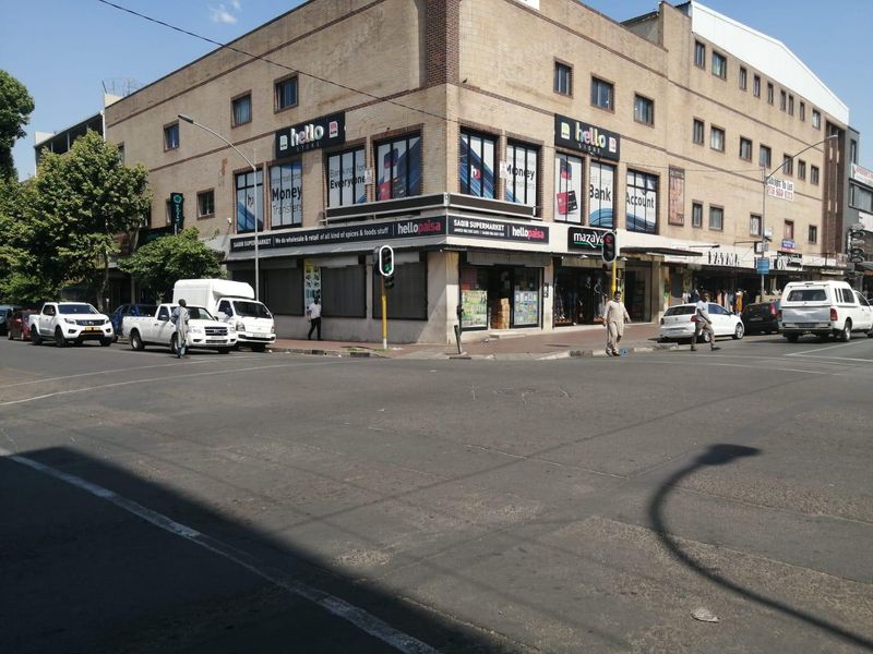 Various shops / retail spaces to let in Fordsburg