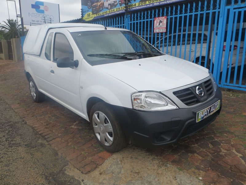 2018 Nissan NP200 1.6 8V AC Safety Pack, White with 84000km available now!