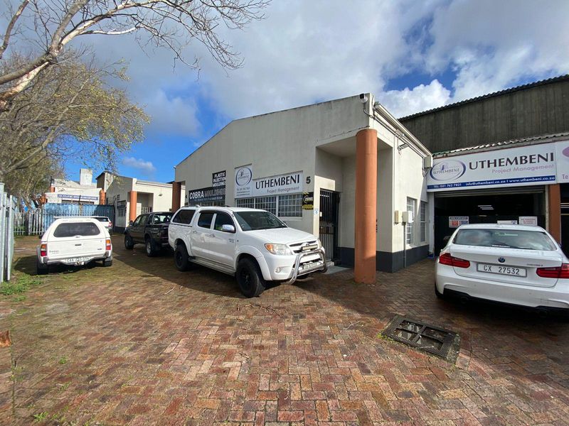 Ottery | Warehouse To Rent in prime location Ottery