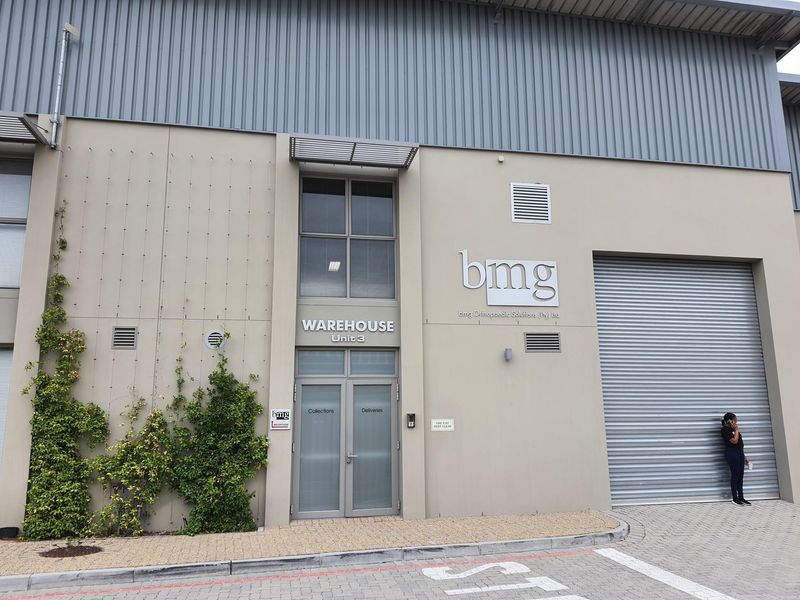 363m2 Warehouse to rent in Brackenfell
