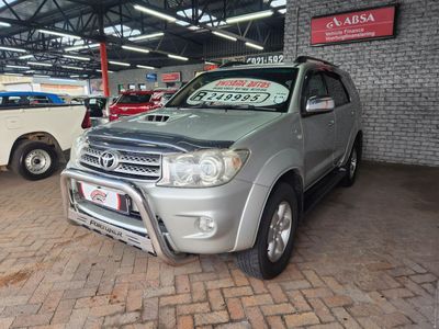 2010 Toyota Fortuner 3.0 D-4d 4x4 At Please Call Lungi&#64;0685912511