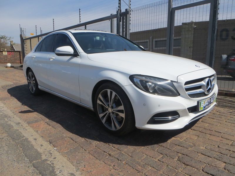 2015 Mercedes-Benz C 250 BlueTEC AMG 7G-Tronic Plus, White with 96000km available now!