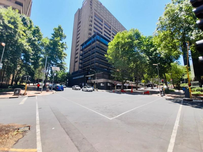 Prime office space available for lease in the Braamfontein area