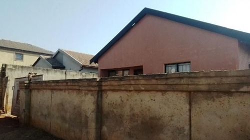 2 Bedroom with 1 Bathroom House For Sale Gauteng