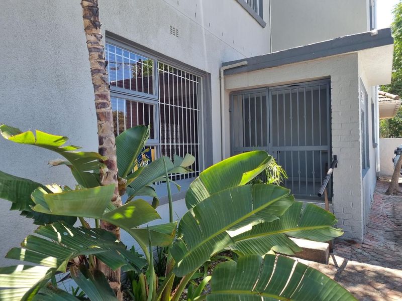 Student House-Ladies Only-Fully Furnished And Serviced Boston Bellville