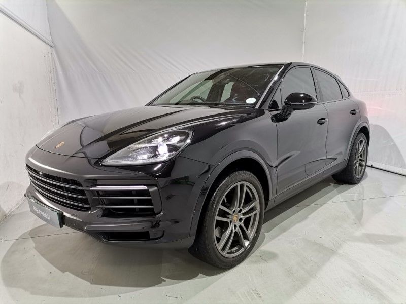 Black Porsche Cayenne COUPE 3.0 Diesel Tiptronic with 6500km available now!