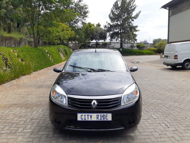 2010 Renault Sandero 1.6 Expression, Black with 95000km available now!