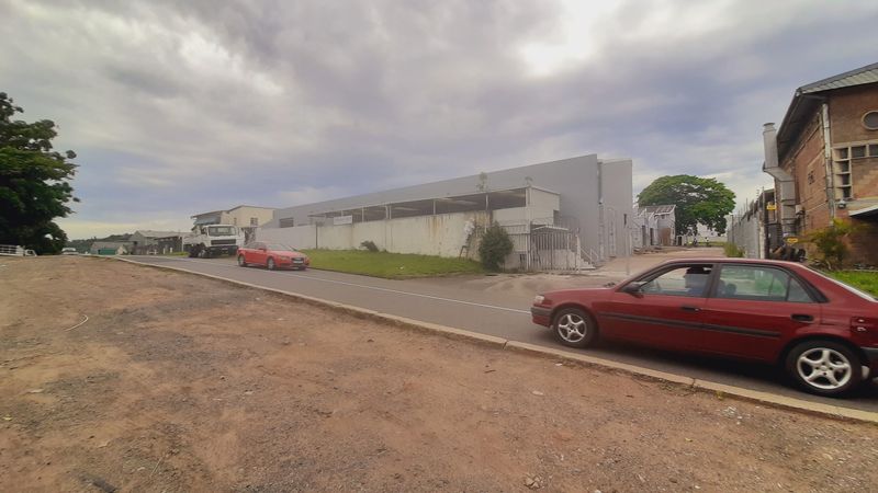 523 sqm Newly Renovated  Warehouse for Rent in Pinetown