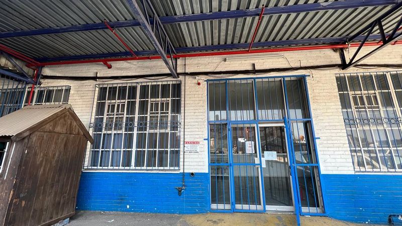 Industrial premises to let in Selby