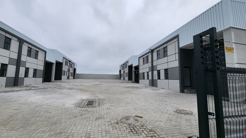 New Secure Mini Warehouse with Truck Access