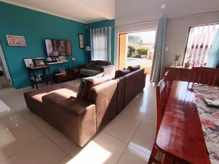 STUNNING 6 BEDROOM HOUSE FOR SALE IN PRIMROSE in Germiston, preview image