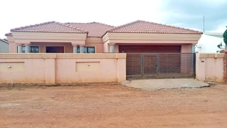 4 Bedroom house in Evaton North For Sale