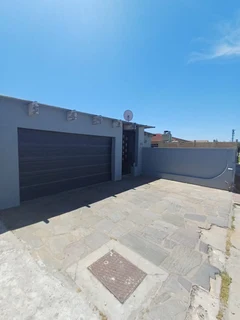 3 BEDROOM HOME FOR SALE IN SCOTTSVILLE-KRAAIFONTEIN