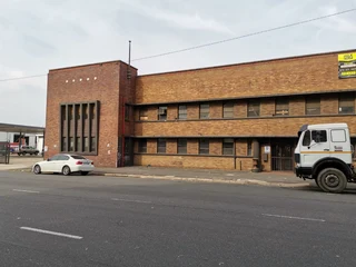 661m² Warehouse/factory for rent in Gale Street