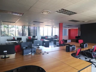 Office Space To Let in La Lucia