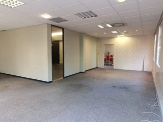 Prime Office Unit To Let In La Lucia