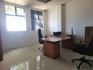 Office Space To Let in La Lucia