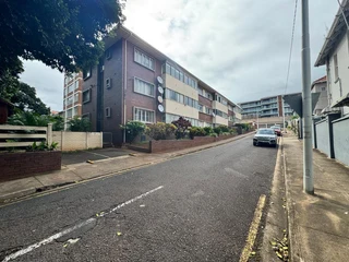 Vibrant and Modern  On-The Go- Lifestyle 1.5 Bedroom Apartment For Sale