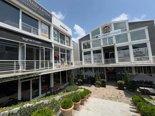 Prime Showroom Space to Let at 8 Desmond Street, Kramerville, Sandton