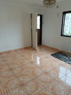 Newly renovated two bedroom flat in Newlands West