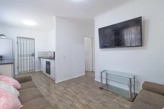 Immaculate 3-Bedroom Home in The Westridge, Rocklands