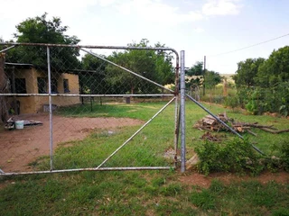 Polokwane (Leeukuil area) 1 bedroom Apartment To Let (Minimum 1 year lease)