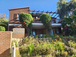 3 Bedroom Double -Storey House For Sale in Montagu Springs Resort