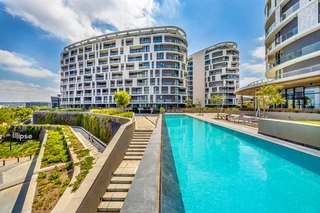 Luxurious Fully Furnished Property for Rent in The Ellipse, Waterfall Precinct