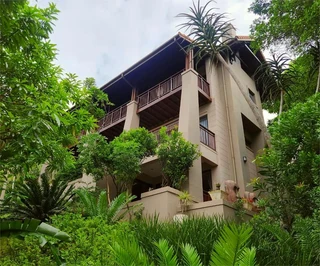 Truly exceptional 4-Star home plus flatlet in prime Zimbali Coastal Estate with Jaw-dropping Ocea...