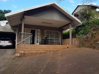 Sea View House FOR SALE including flat