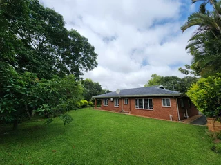 Prime Property with Room to Grow – Family-Friendly Home for Sale in Padfield Park!