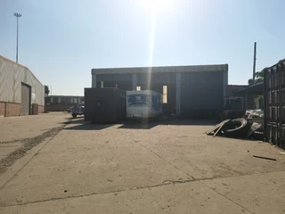 Warehouse and Yard Space For Sale Phoenix Industrial