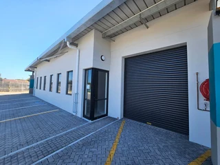 THE EXCHANGE | WAREHOUSE TO RENT | MONTAGUE GARDENS, MILNERTON | 156m²