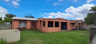 A beautiful 3-bedroom home in an amazing neighborhood
