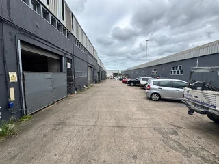 Commercial Unit to Let  in the Heart of Phoenix Industrial