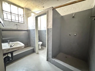 Mini 150m2  Warehouse to Let offering Prime Industrial Space within Vulcan Industrial Park