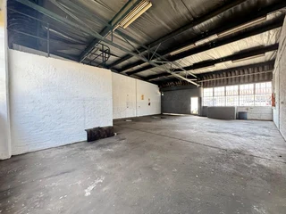 Mini 150m2  Warehouse to Let offering Prime Industrial Space within Vulcan Industrial Park