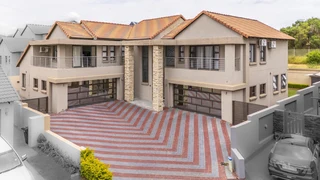 Luxury Living at its finest in Summerfields Estate