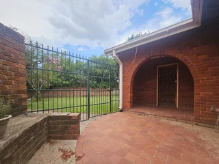 **Charming Facebrick Home with Income-Generating Flatlet**