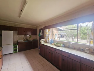 **Charming Facebrick Home with Income-Generating Flatlet**