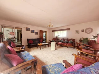 **Charming Facebrick Home with Income-Generating Flatlet**