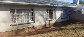 Four Bedroom Home near schools