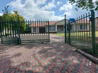 Residential Home for Sale – Perfect for Family Living!