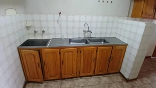 Large 4-bedroom family home in Pellissier