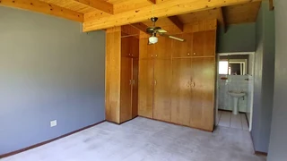 Large 4-bedroom family home in Pellissier