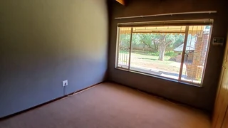 Large 4-bedroom family home in Pellissier