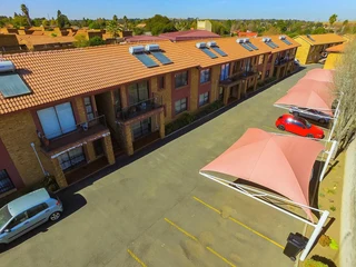 Modern 3 Bedroom Townhouse For Sale in Brackendowns