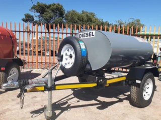 1000 Liter Mild Steel Diesel Trailer / Bowser / Mini Tanker