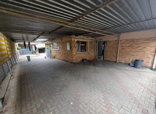 Perfect Family Home with Bonus Flatlet and Income Potential!