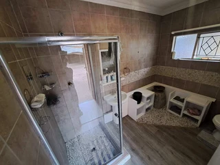 Perfect Family Home with Bonus Flatlet and Income Potential!